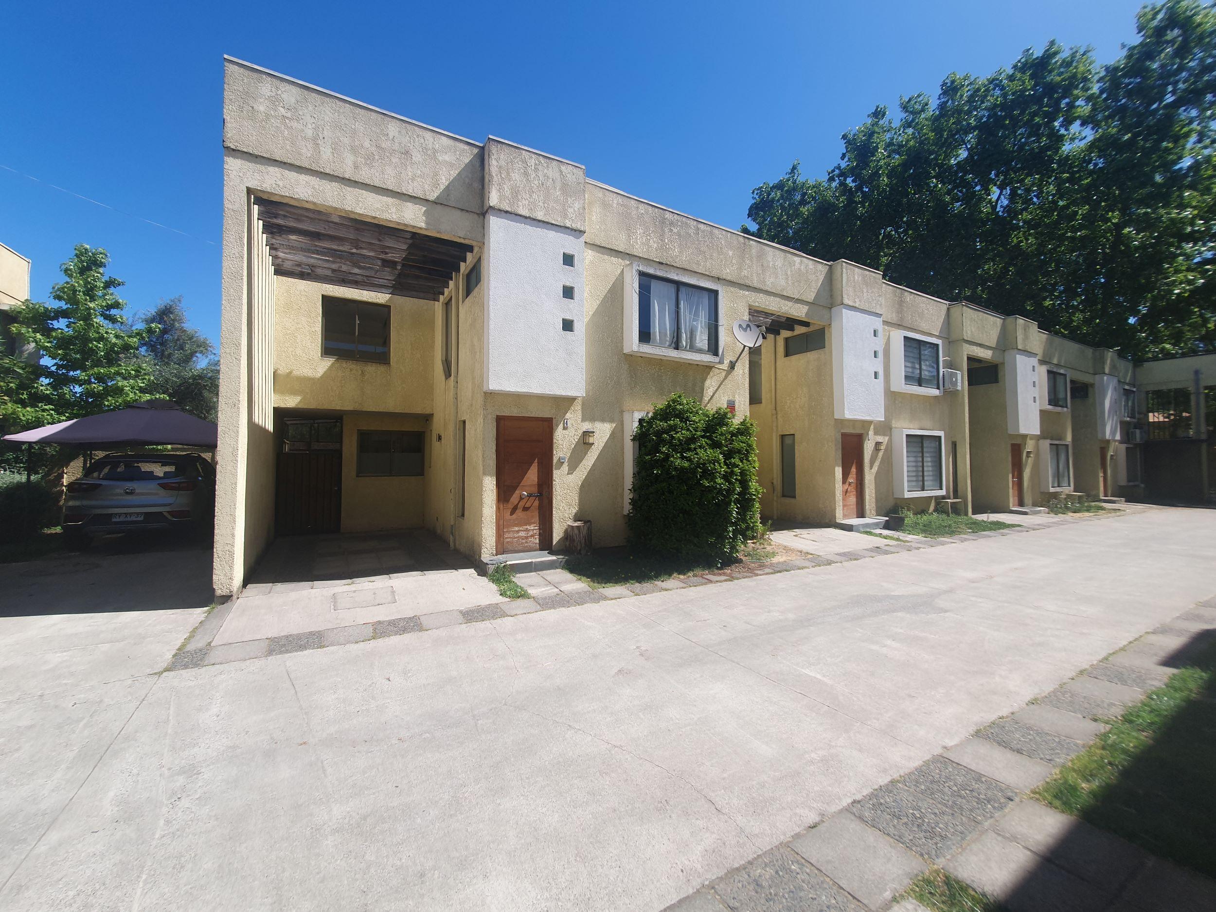 En venta hermosa y segura casa en condominio