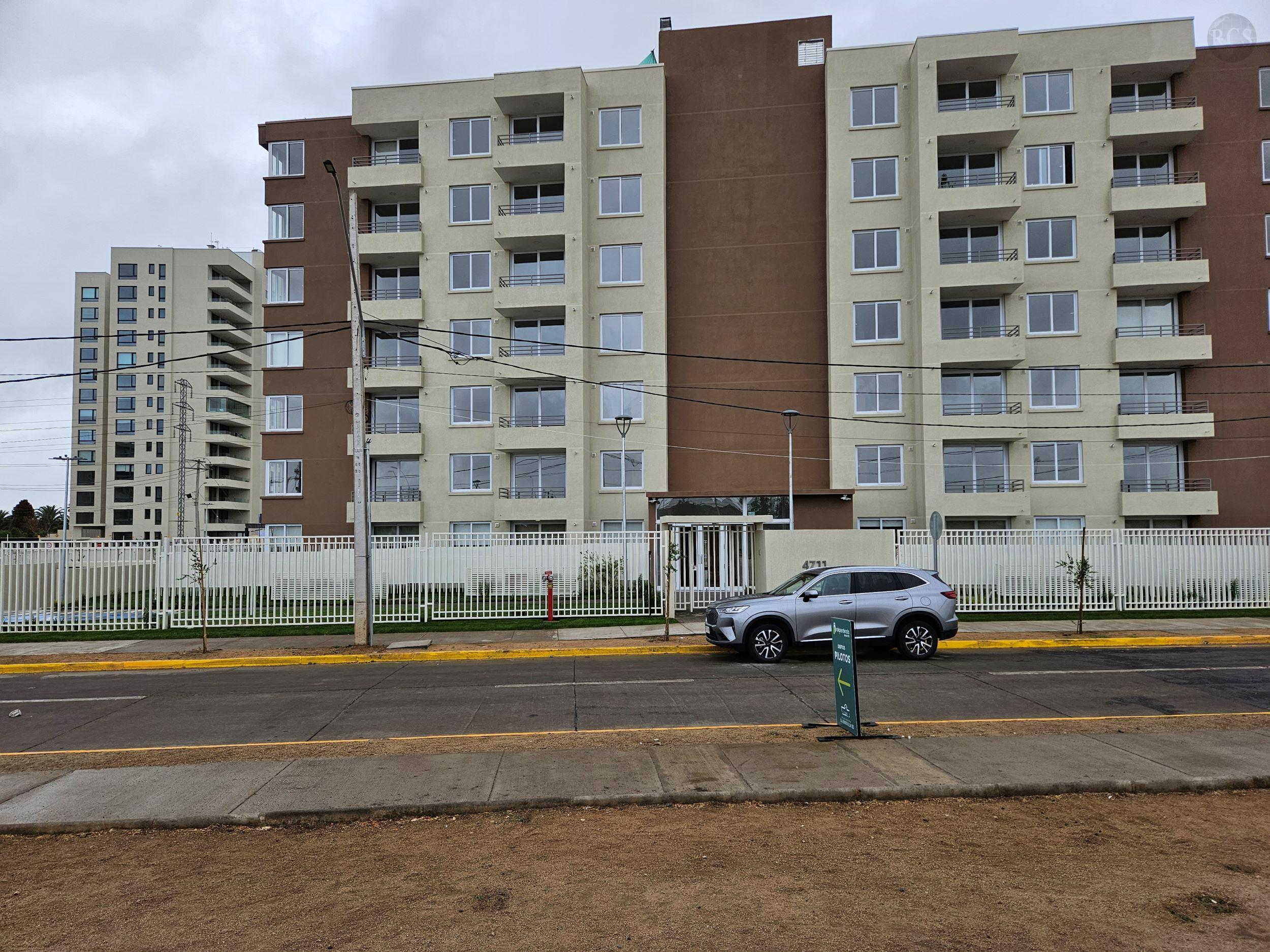 En arriendo departamento nuevo Hacienda La Esmeralda