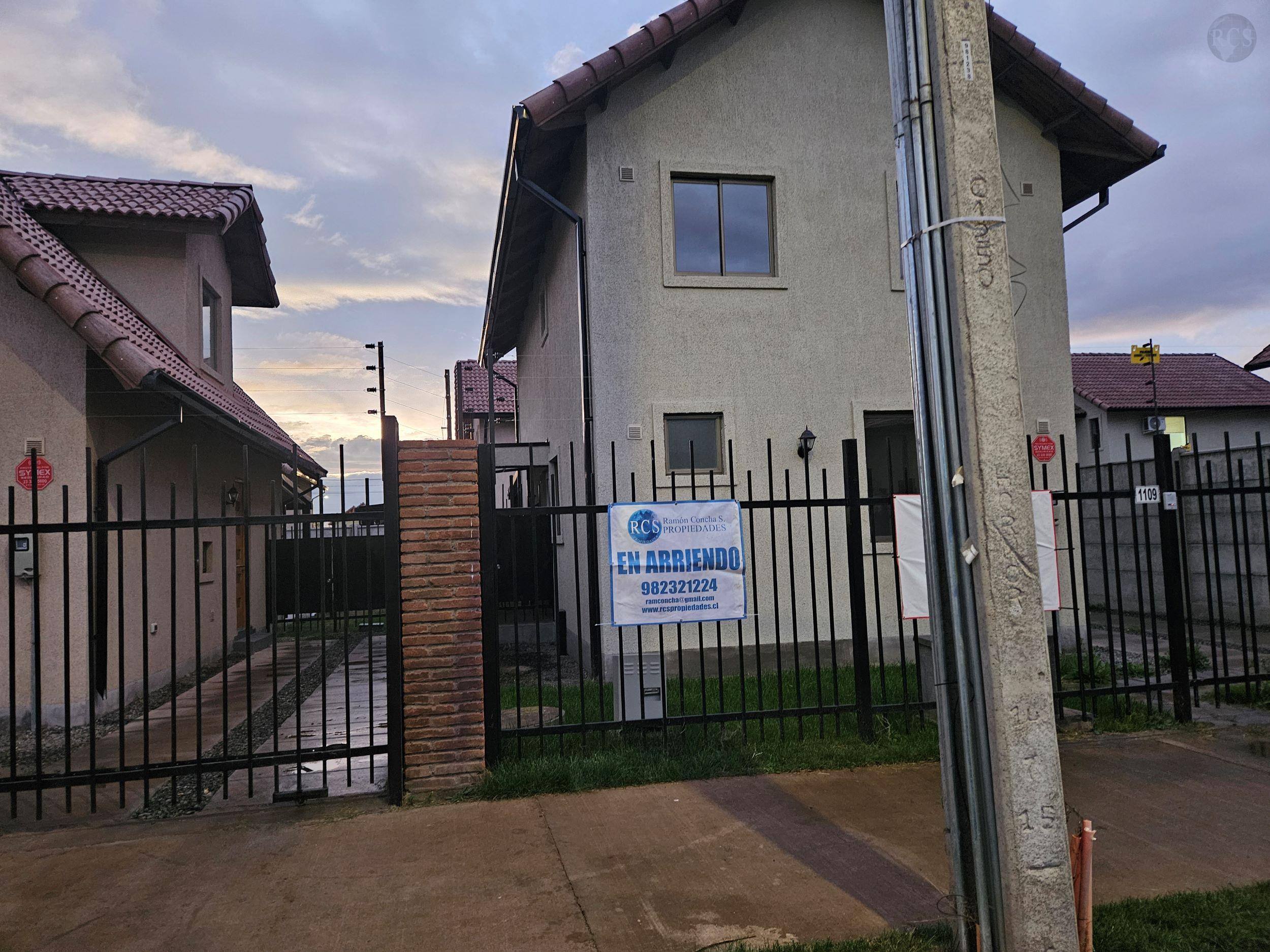 Arriendo casa nueva en Hacienda Esmeralda