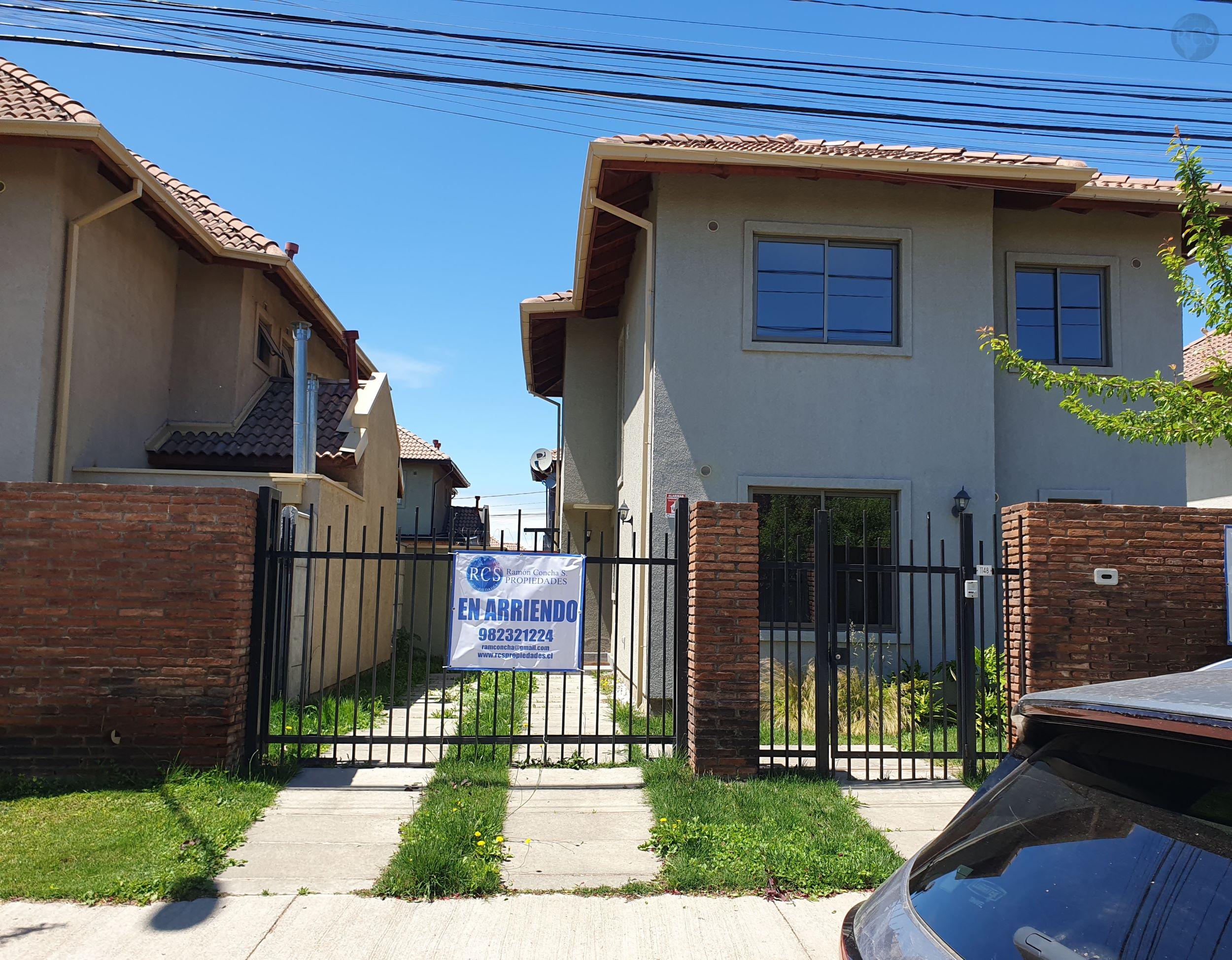 En arriendo amplia casa en Hacienda la Esmeralda