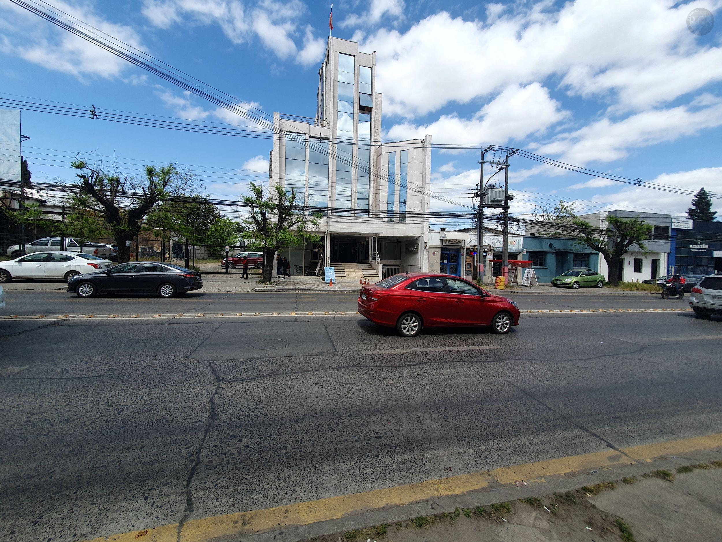 Vendo amplia oficina en centro de Talca