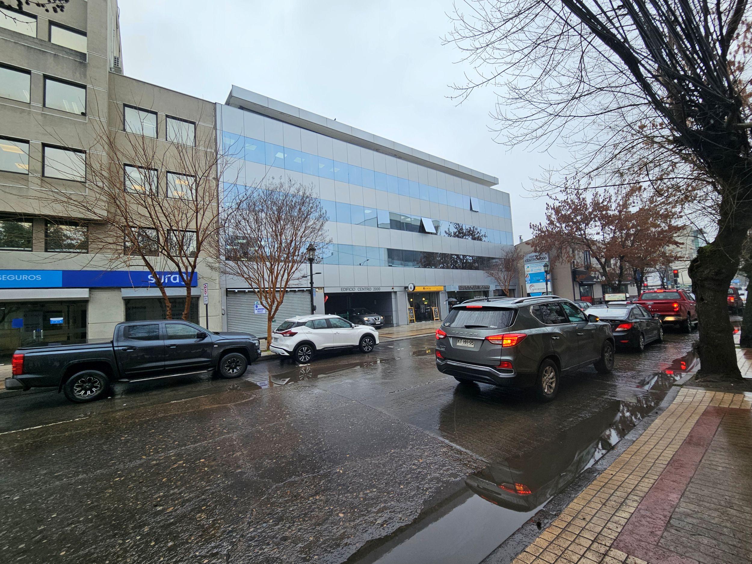 En venta amplia oficina de 300m2, en centro de Talca