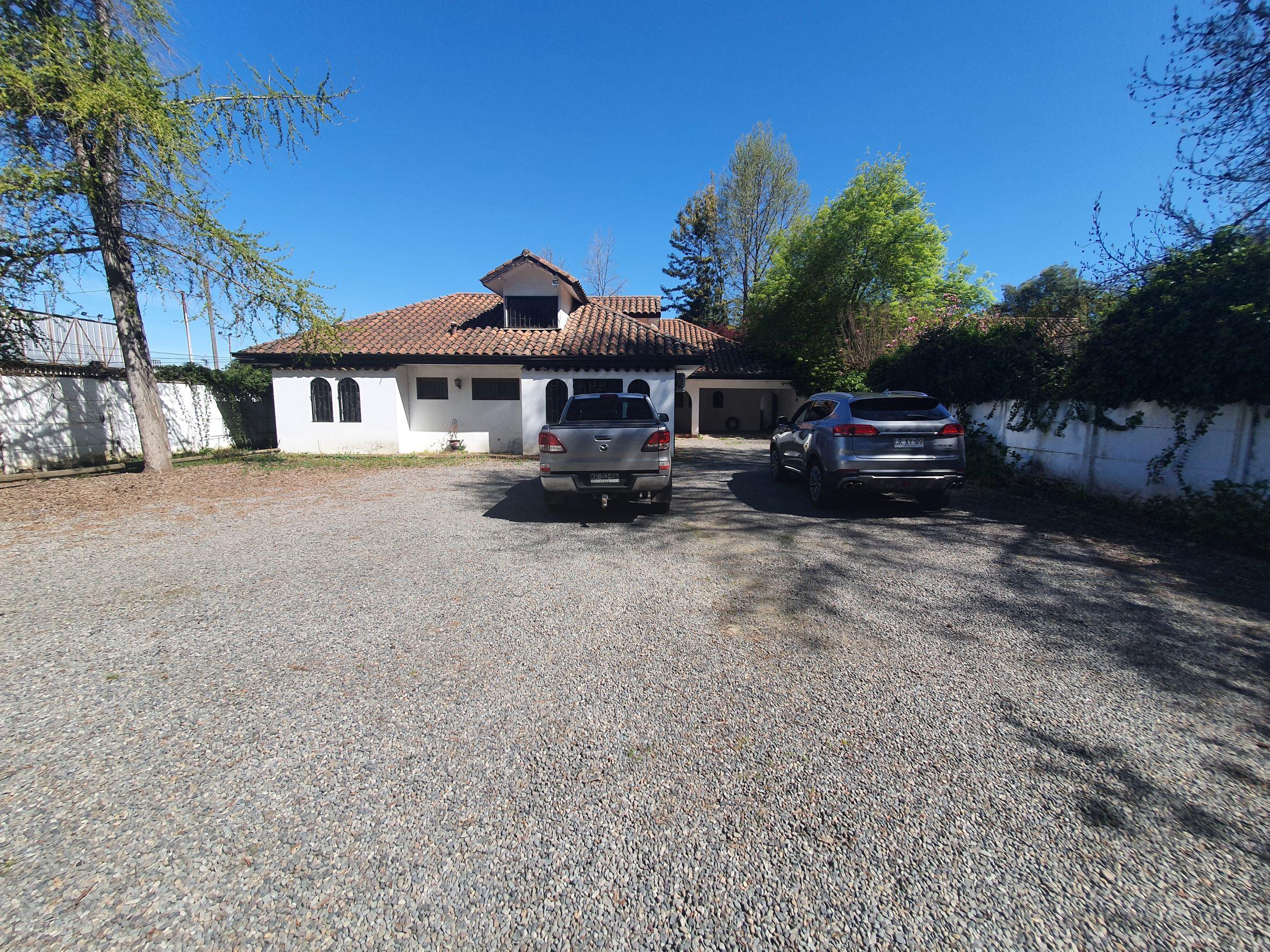 Arriendo  casa apta para local comercial