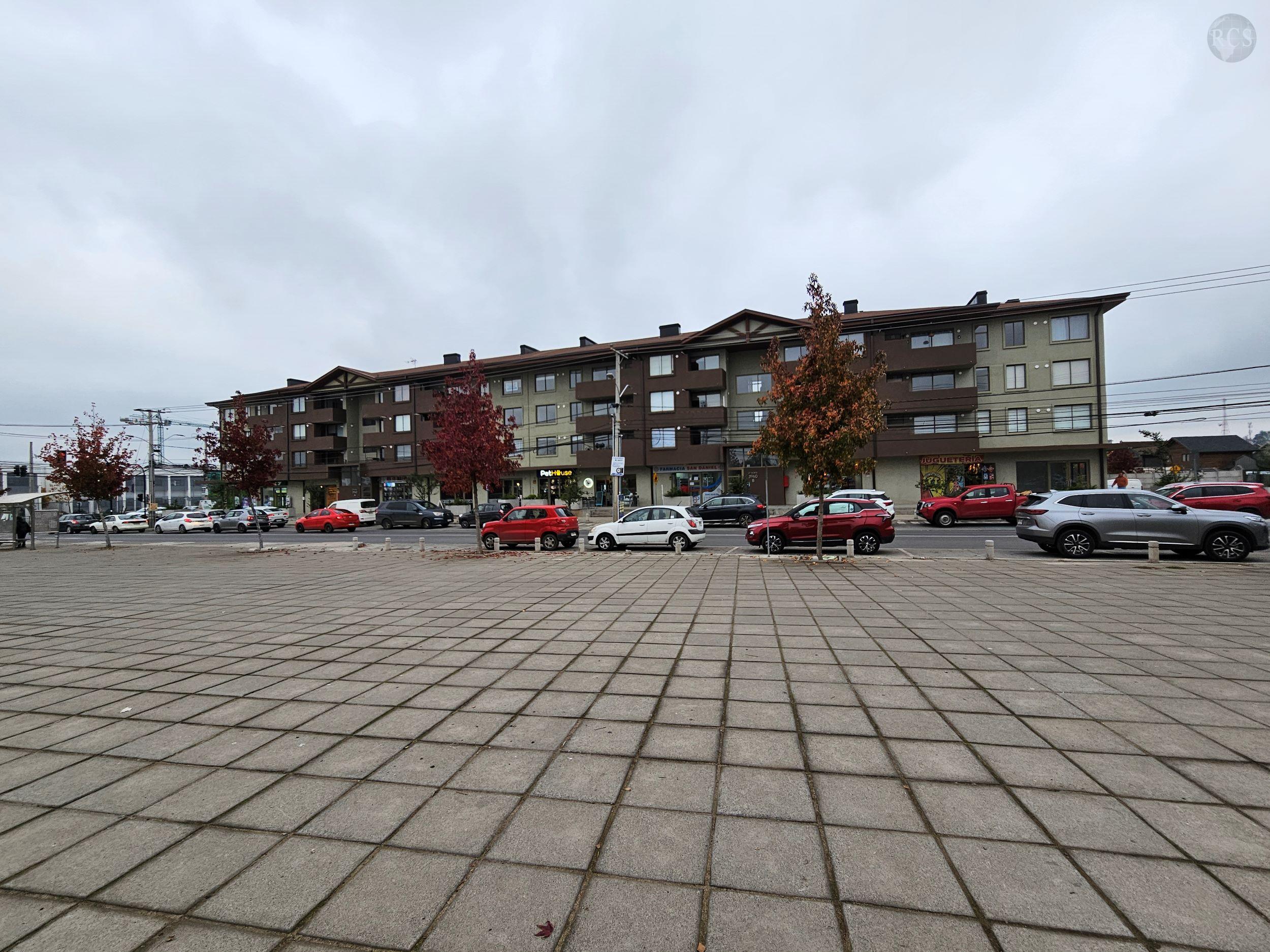 En arriendo departamento nuevo, lado colegio Las Rastras