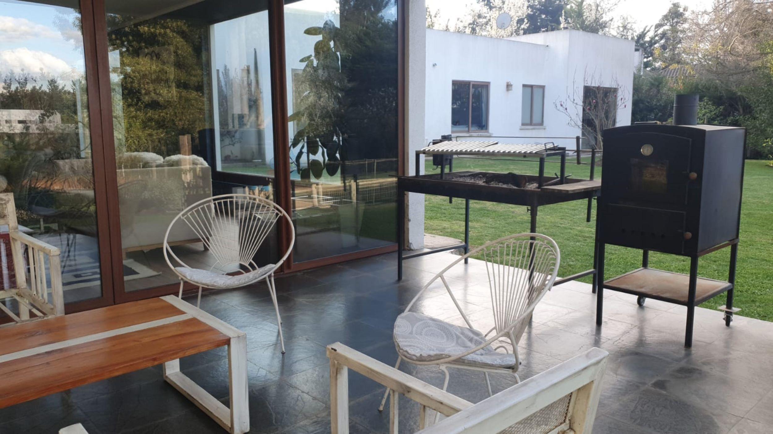 Arriendo  amplia casa Loteo el Manzano, Alto las Cruces